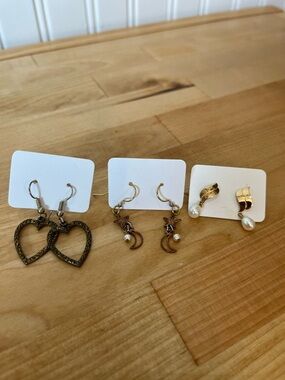 3 sets Earrings